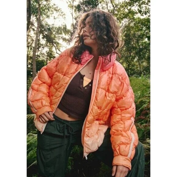 Free People Scrunchy Glossy Printed Pippa Packable Puffer Jacket Ombre Size L - Picture 1 of 6